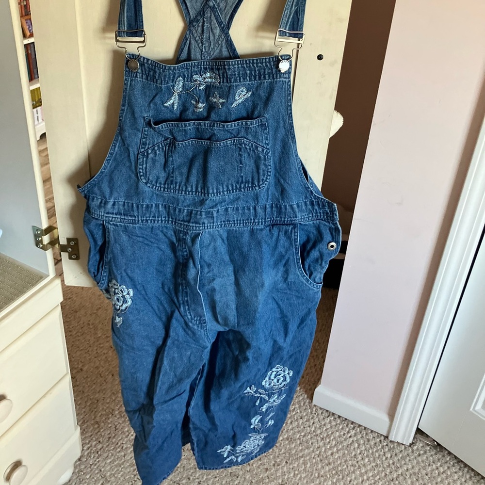 Blue jeans short overalls